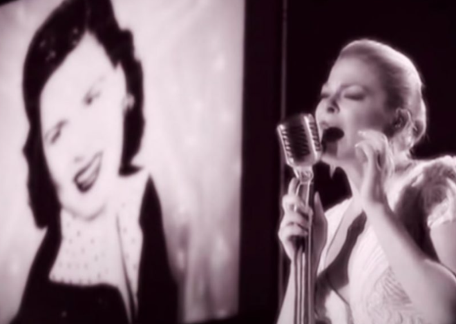 LeAnn Rimes Delivers Emotional Tribute To Patsy Cline