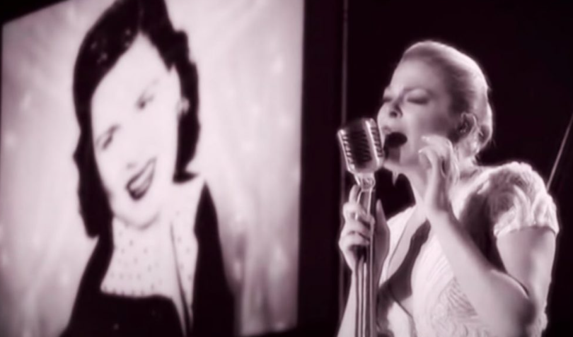 LeAnn Rimes Delivers Emotional Tribute To Patsy Cline