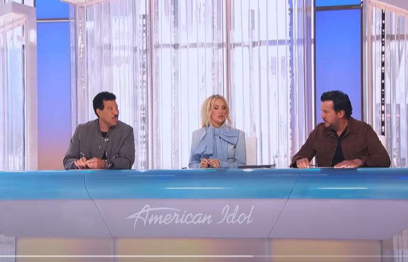 Watch Carrie Underwood’s Reaction To Hilarious Scare Prank On ‘Idol’