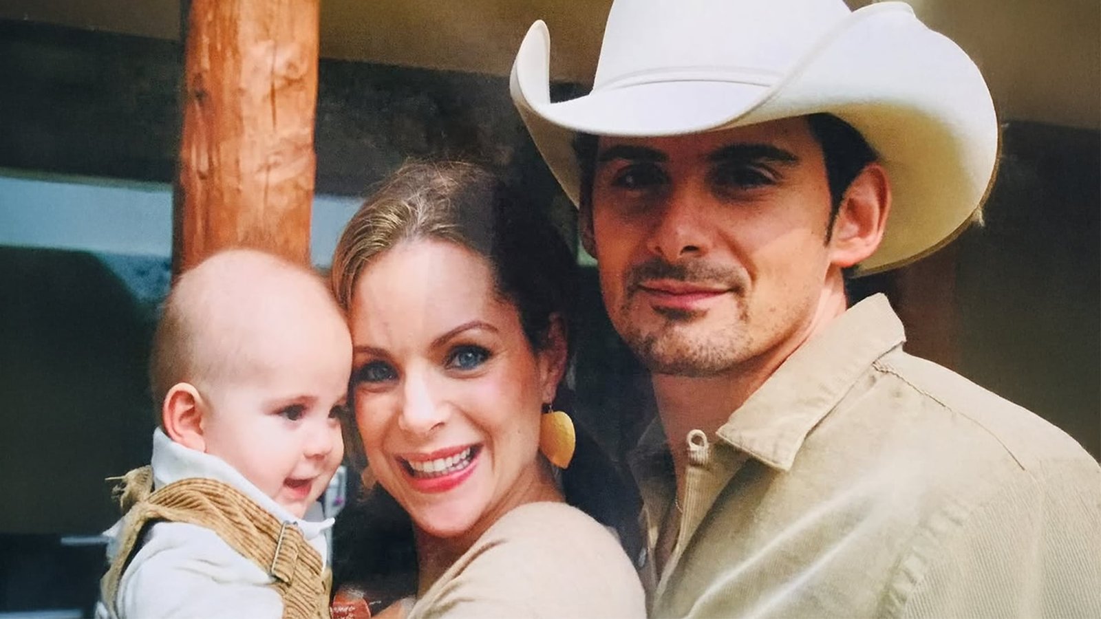 Brad Paisley and Kimberly Williams-Paisley’s Love Story Is the Kind of Country Song You Can’t Make Up