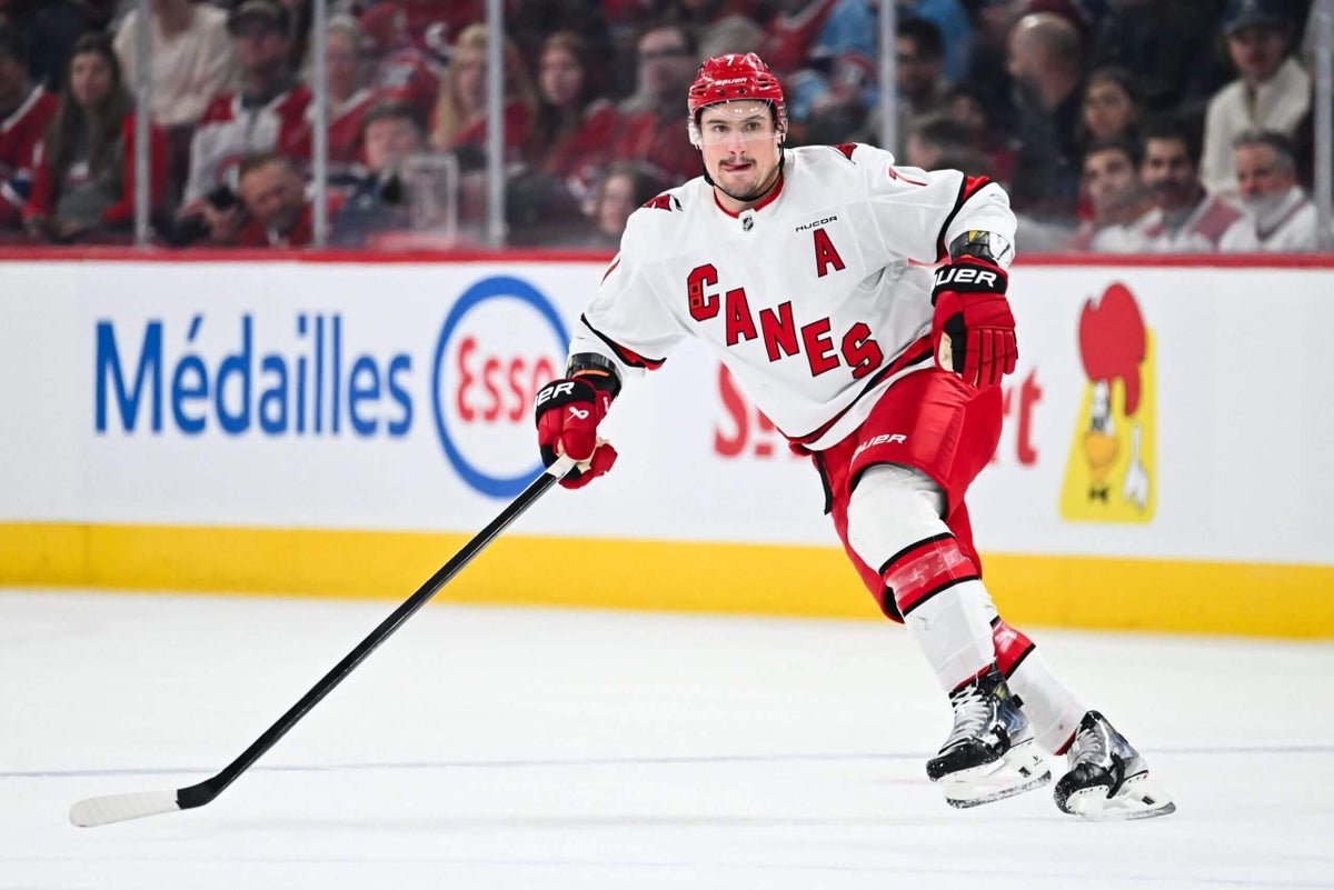 Sharks sign Dmitry Orlov to 2-year contract with $6.5 million cap hit