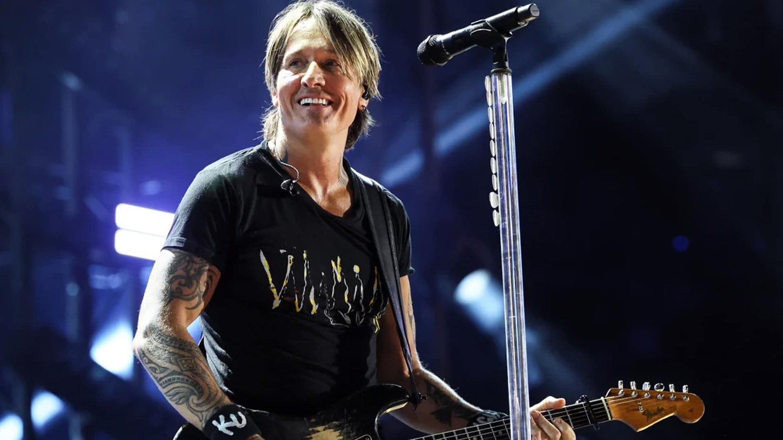 Keith Urban’s Sweet Gesture for Blind Fan Leaves Sister Thanking Him for Truly Seeing Her