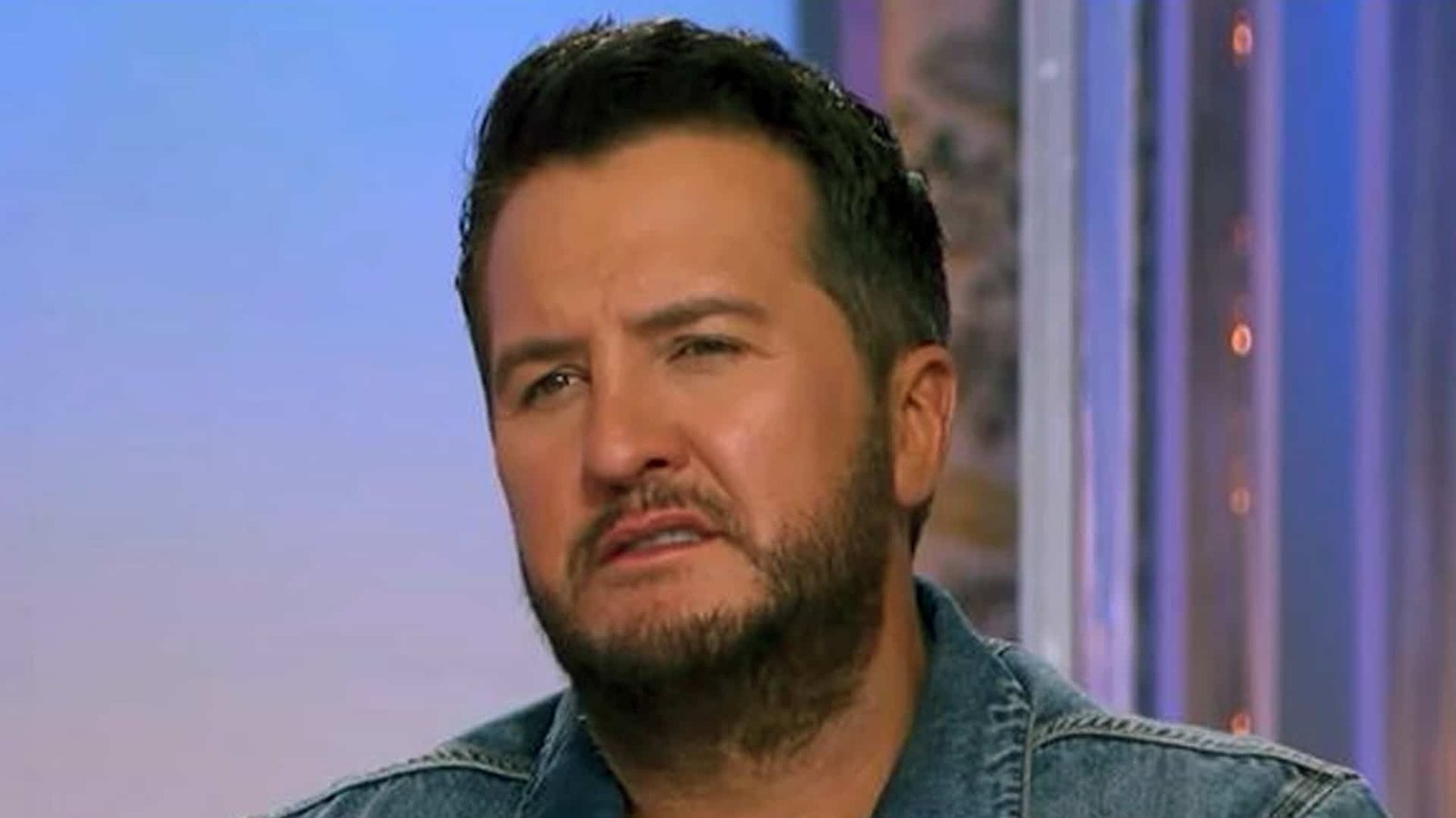 Luke Bryan’s Brother and Sister Died Years Apart and He’s Still Carrying That Pain Today