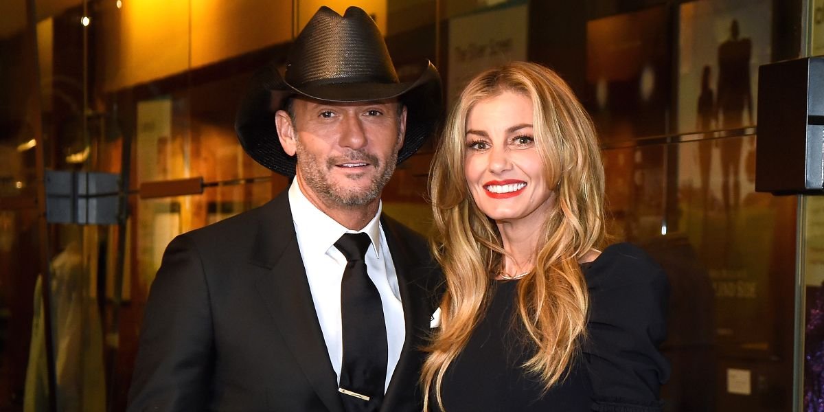 One Detail in Tim McGraw’s New Photo Sparked Public Concern