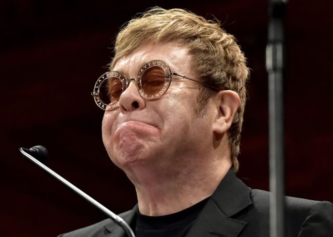 People Express Concern for Elton John After Seeing Him in New Video