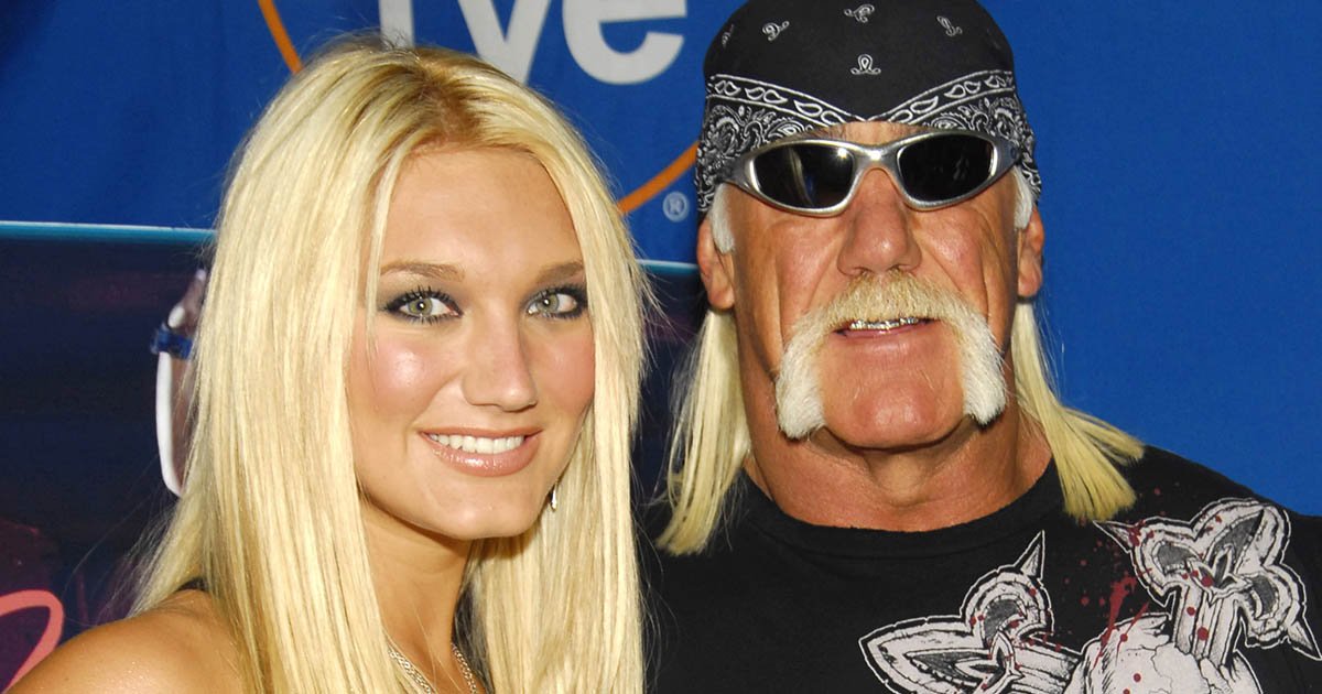 Shocking reason why Brooke Hogan was removed from Hulk Hogan’s will