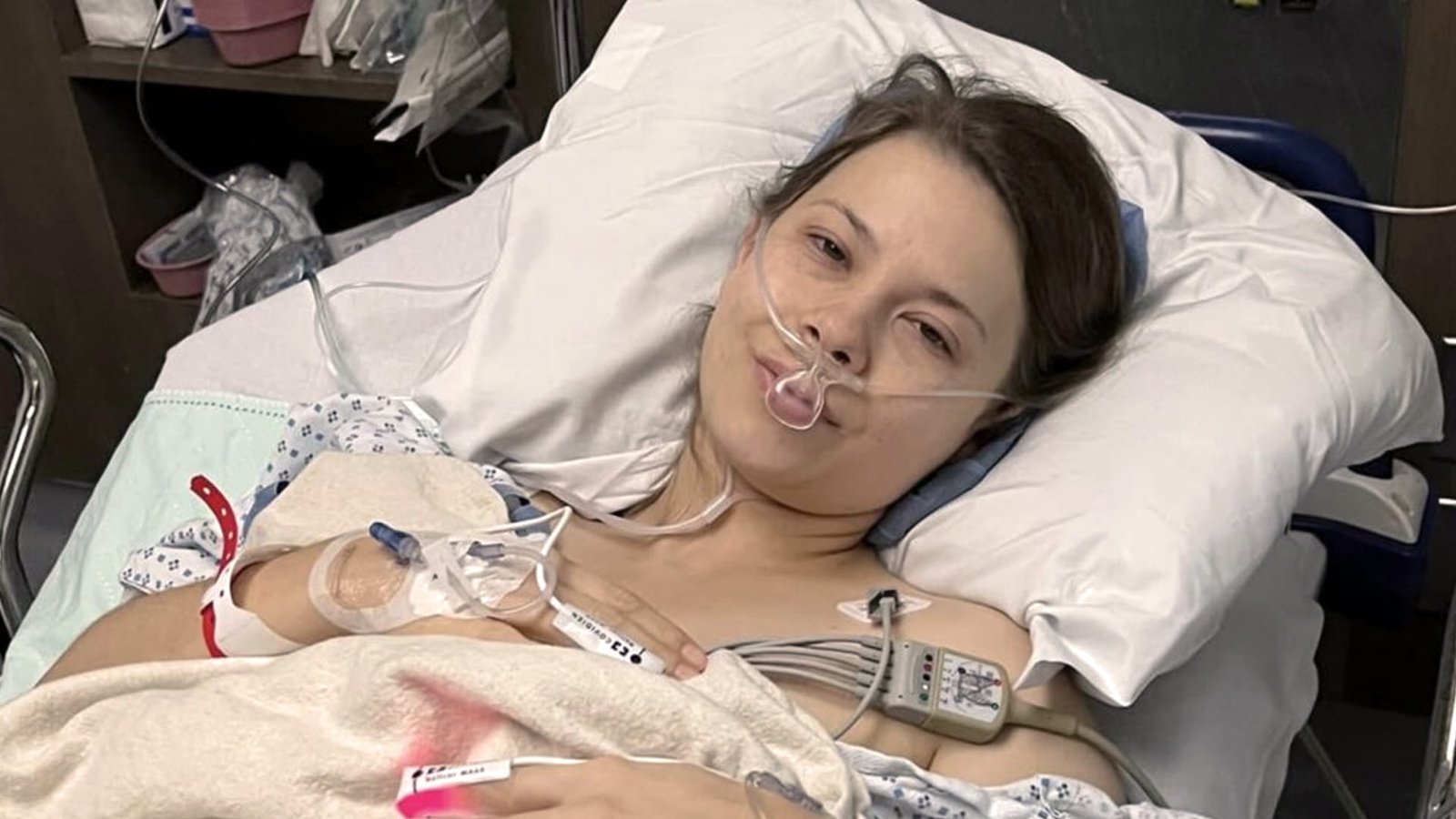 Bindi Irwin Gives Health Update After Endometriosis Surgeries and Removal of 51 Painful Lesions