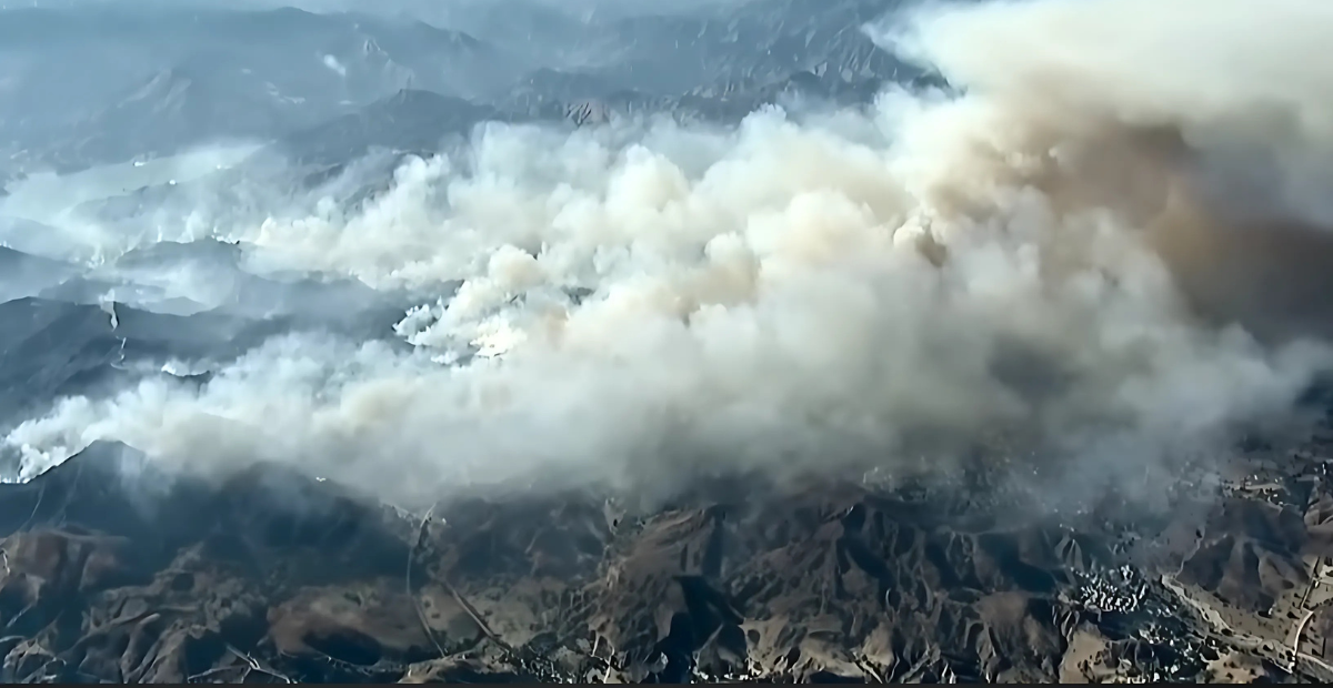 Rapidly Spreading Wildfire North Of Los Angeles Forces Evacuations