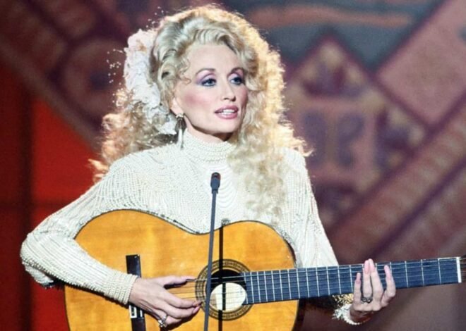 Dolly Parton’s Recently Posted “Coat of Many Colors” Throwback Has Everyone Crying Again