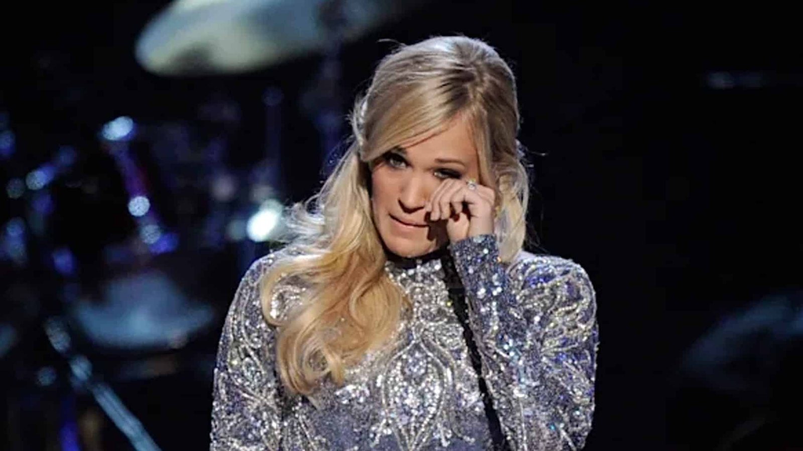 Carrie Underwood Honors Late “Jesus Take the Wheel” Writer Brett James After His Tragic Death