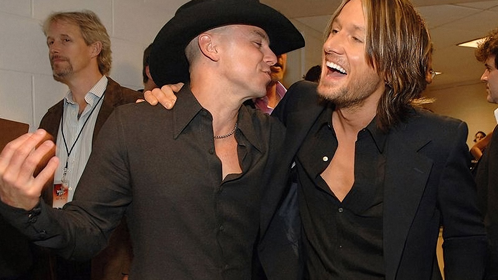 Keith Urban Reveals the Awkward Moment That Happened While Touring With Kenny Chesney