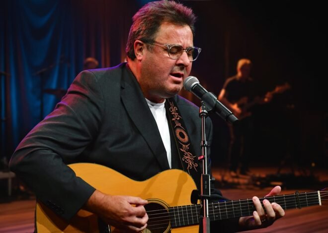 Vince Gill Marks 30 Years of “Go Rest High on That Mountain” With a Powerful New Extended Version