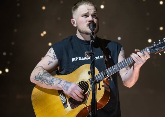 Zach Bryan Breaks George Strait’s Concert Attendance Record With 112,000 in Michigan