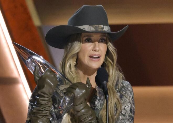 I Know Why Why Lainey Wilson Won CMA Entertainer of the Year In 2025