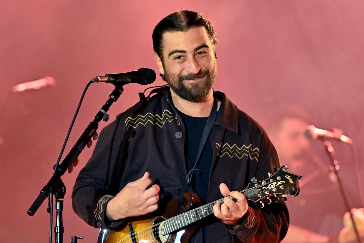 If Noah Kahan’s Music Is a ‘Snooze Fest,’ Sweet Dreams