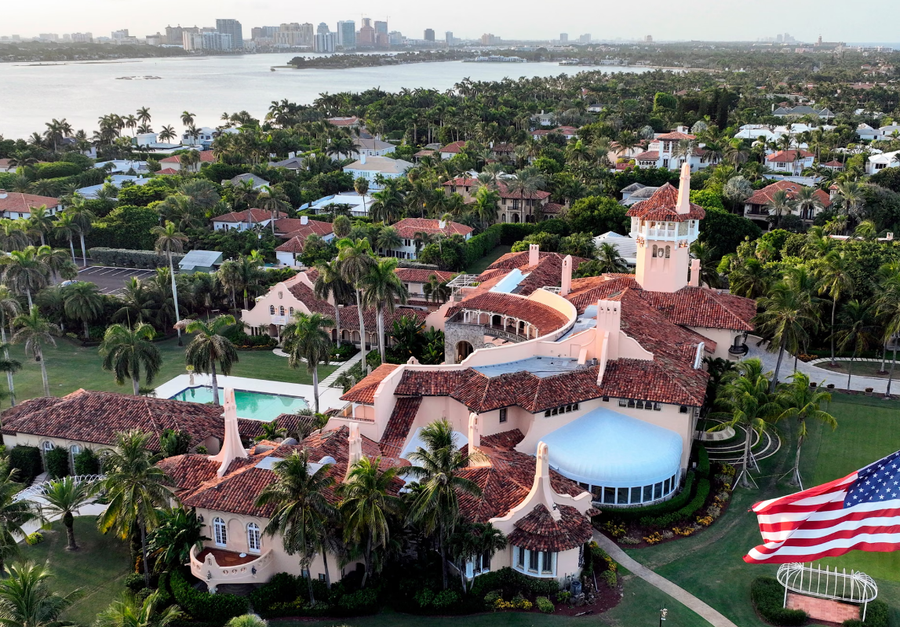 Secret Service kills armed man at Trump’s Mar-a-Lago after he broke through security perimeter