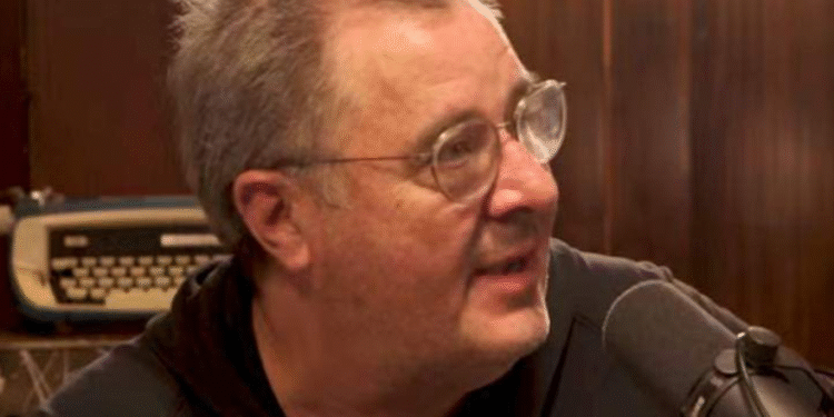 Why Vince Gill Played Kennedy Center Despite Not Having ‘Much Respect’ For Trump