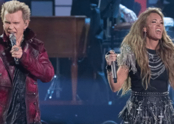 Carrie Underwood Shocks ‘American Idol’ Crowd With a Billy Idol Duet [Watch]