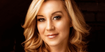 Kellie Pickler Heads Back to ‘American Idol’ Stage for First Time in Years