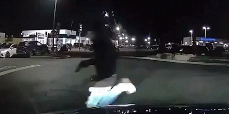 1 dead in NJ Chick-fil-A mass shooting after masked gunmen storm restaurant