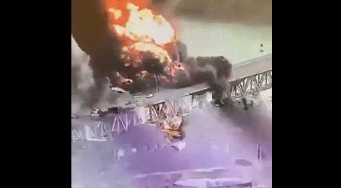 Wild video shows fireball consume Panama Canal’s Bridge of the Americas, killing one