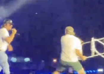 Gavin Adcock Hilariously Pranks Morgan Wallen With A Folding Chair In Gainesville