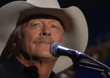 Alan Jackson Makes Rare Television Appearance For Memorial Day Event