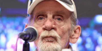 Alex Ligertwood Former Santana Vocalist Dead at 79