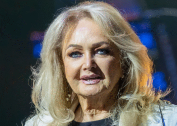 Bonnie Tyler Placed In Medically Induced Coma Following Emergency Surgery