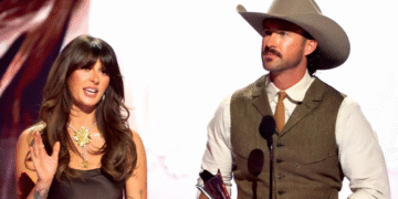 Ella Langley Fires Back At Riley Green’s Award Speech Joke