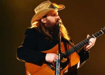 Chris Stapleton Honors Willie Nelson With “Promiseland” Performance