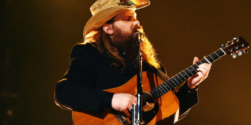 Chris Stapleton Honors Willie Nelson With “Promiseland” Performance