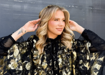 Hannah Harper Lands Career-Changing Deal With Major Talent Agency