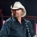 Toby Keith’s Team Issues Urgent Warning To Fans Regarding Scammers Using His Name