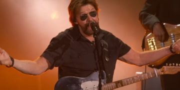 Ronnie Dunn Clears The Air On Recent Hospital Visit: “Went To Vanderbilt… Struggled A Bit Last Week”