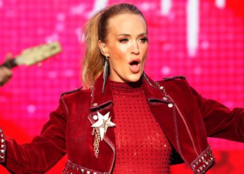 Is It True Carrie Underwood Can’t Sell Tickets? Viral Video Debunked