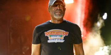 Darius Rucker Announces Plans To Soon Retire
