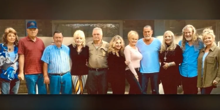 Inside Dolly Parton’s Remarkable Family: The Loved Ones Who Shaped Her Life