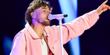 Bailey Zimmerman Apologizes Following Mid-Concert Cancelation