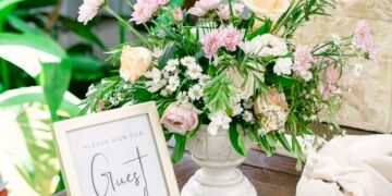 10 Unique Wedding Guest Book Ideas Your Guests Will Love