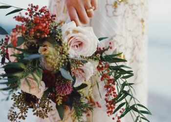 10 Romantic Wedding Bouquet Ideas Every Bride Will Love
