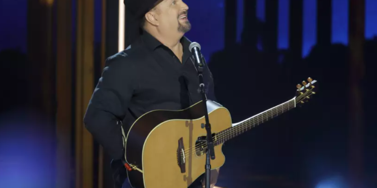The City That “Saved’ Garth Brooks