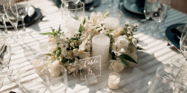10 Beautiful Wedding Table Centerpiece Ideas For An Elegant Reception