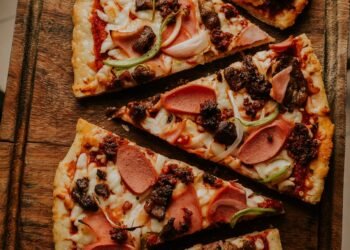 10 Easy Homemade Pizza Recipes Everyone Will Love