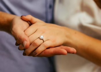 Randy Travis Classic Becomes The Soundtrack To A Beautiful Wedding Trend