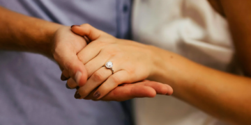 Randy Travis Classic Becomes The Soundtrack To A Beautiful Wedding Trend