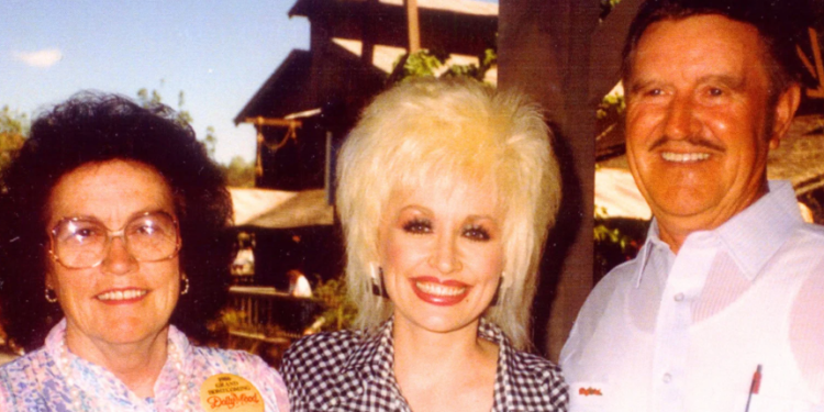 Who Were Dolly Parton’s Parents? The Story of Robert and Avie Lee