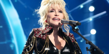 Dolly Parton Will Not Have a Public Memorial Service — Her Manager Explains Why