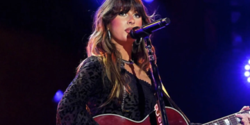 Ella Langley Reacts As “Choosin’ Texas” Makes Billboard History