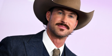 Riley Green Shaves His Mustache, and Fans Want It Back